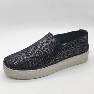 Melissa Black/ Gold Print